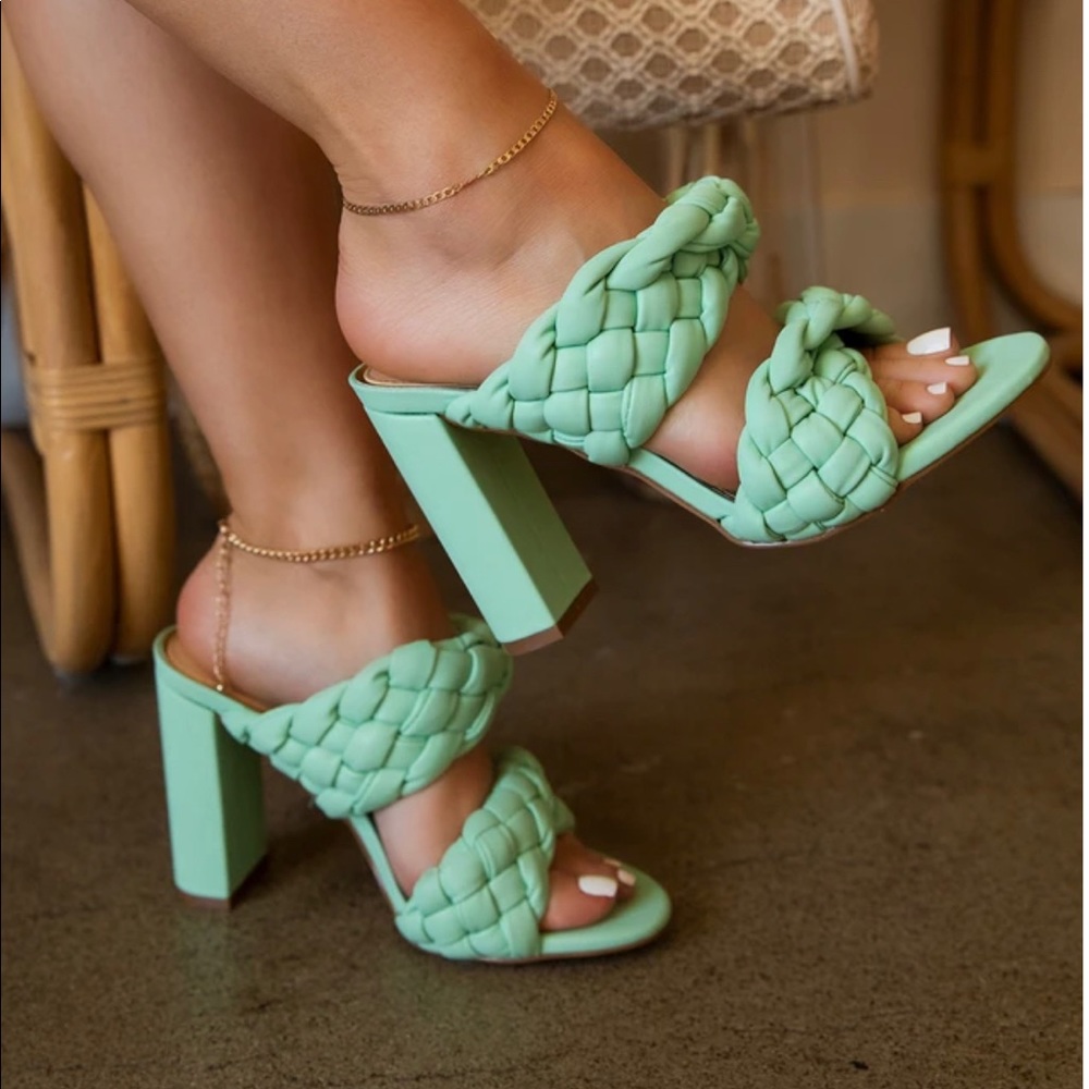 Mint color heel sandals